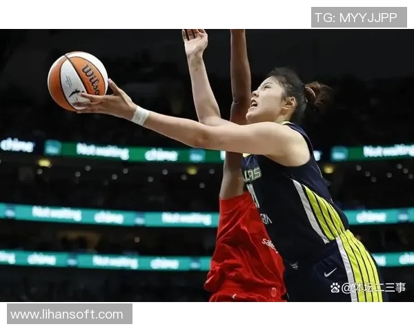 李月汝拼尽全力四犯规状元弗拉格现场助威佩奇豪取27分助球队胜利